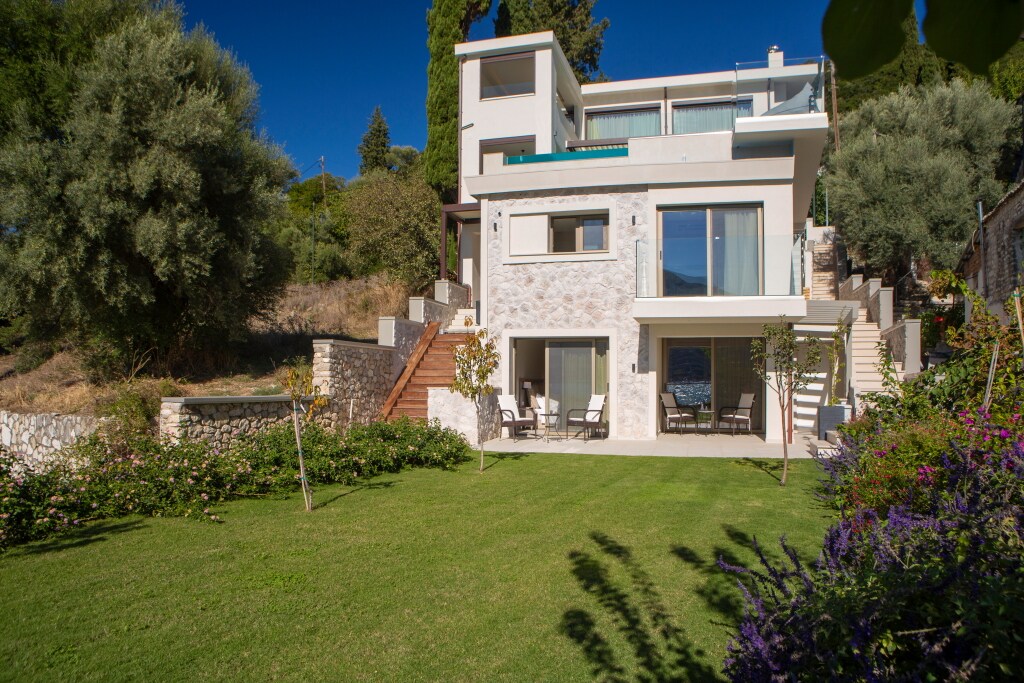 Villa Neaera 2