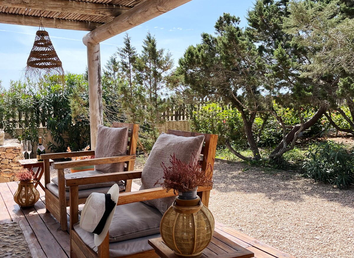 Villa Los Dragos overview 1