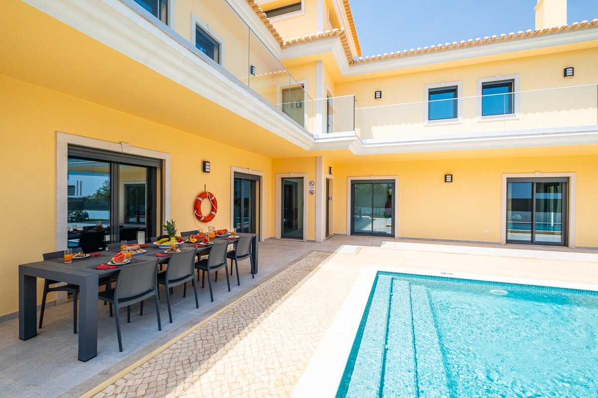 Villa Alvor overview 3