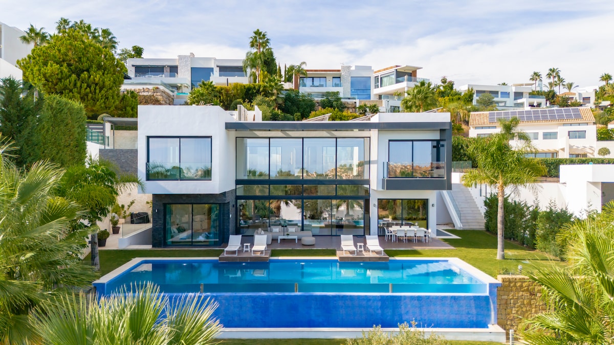 Villa Michaela overview 1