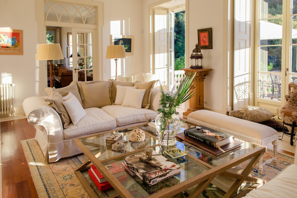 Villa Galamares overview 1