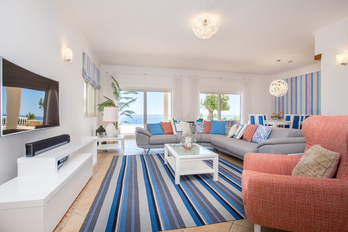 Villa Praia Verde overview 1