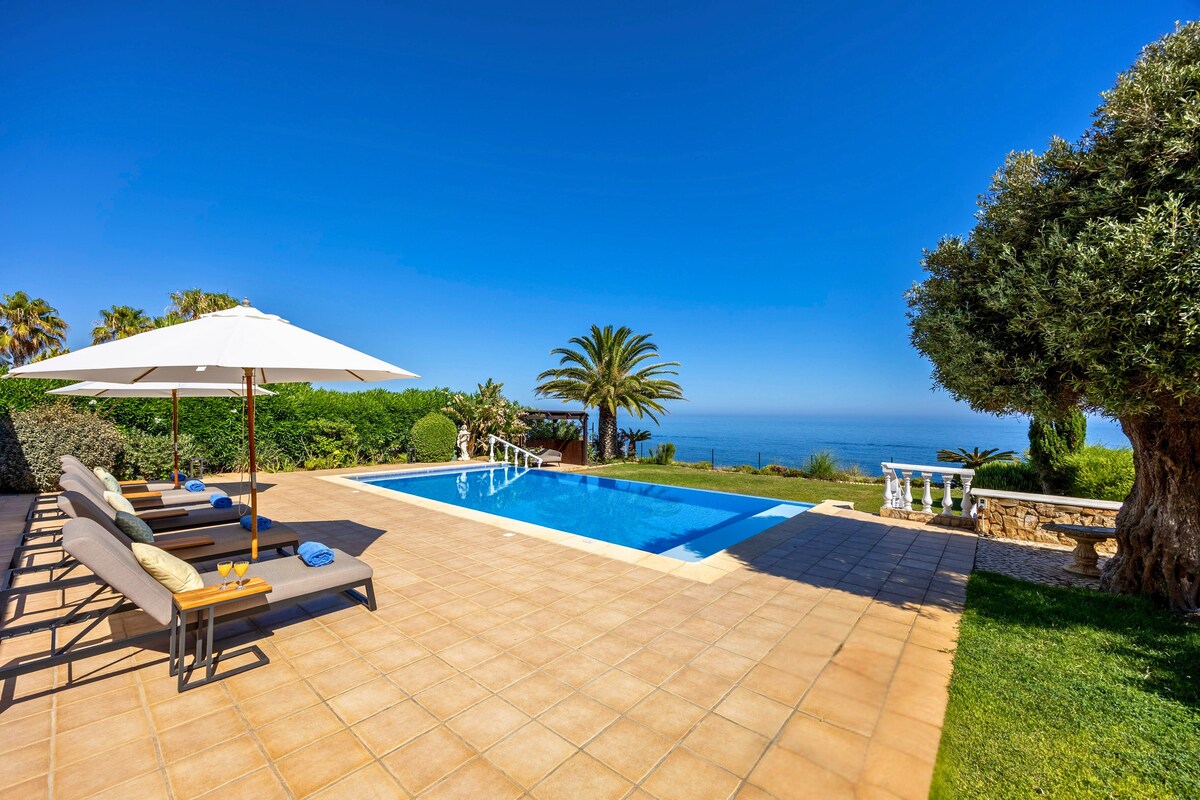 Villa Praia Verde overview 3