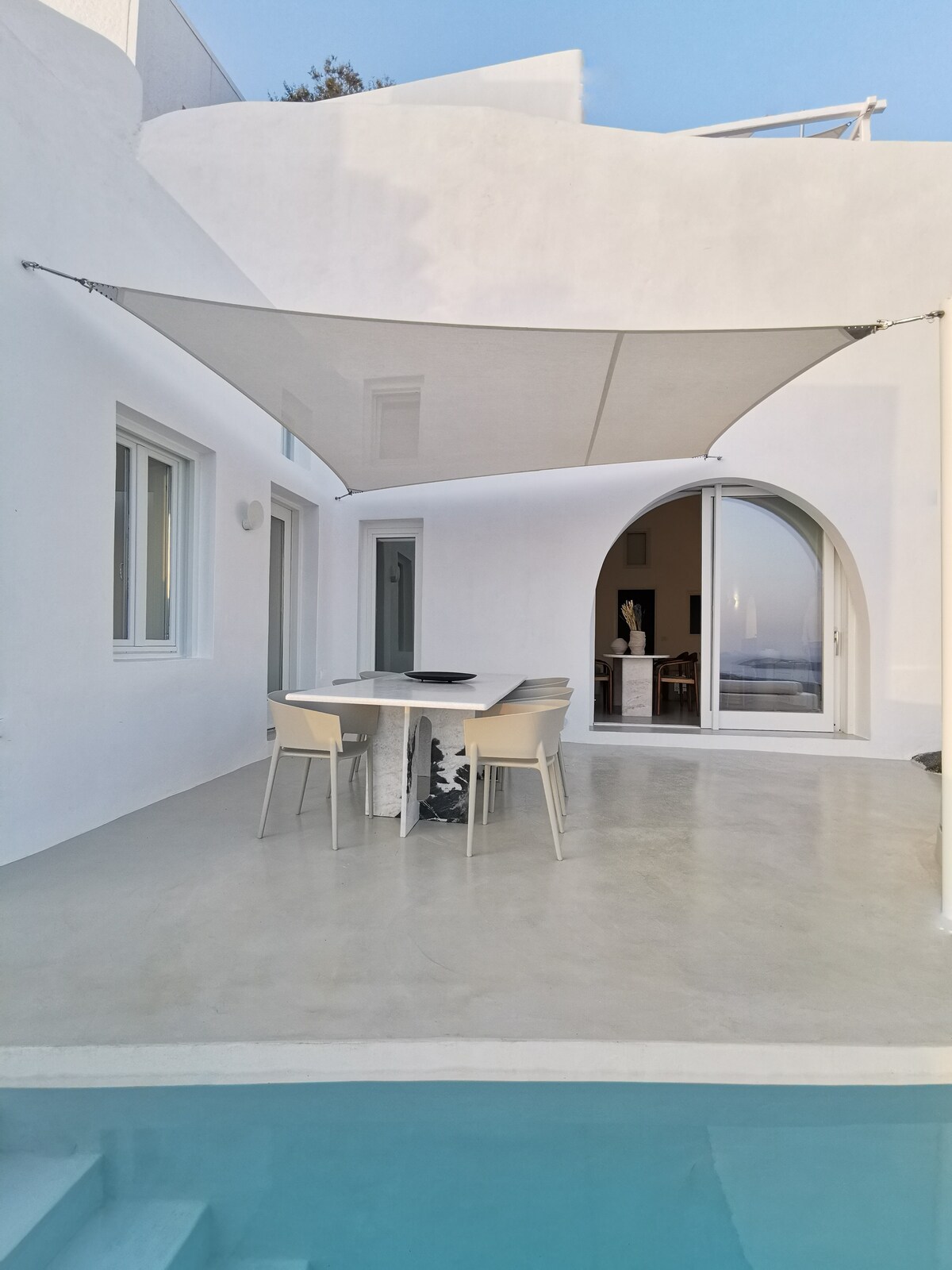 Villa Thira overview 3
