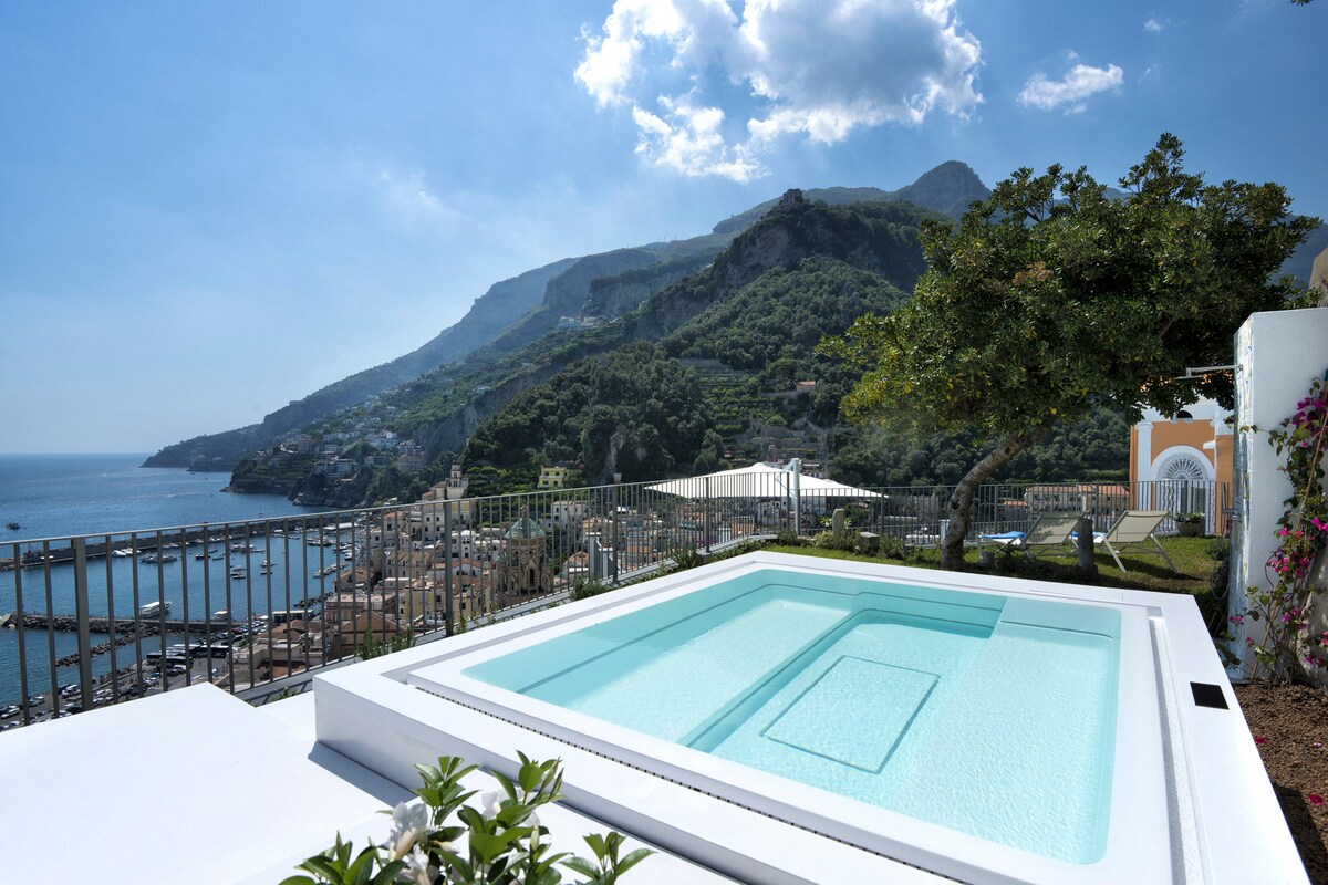 Casa Acquamarina overview 2