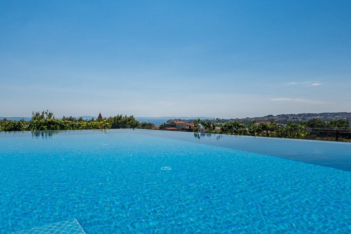 Villa Nebeska overview 3
