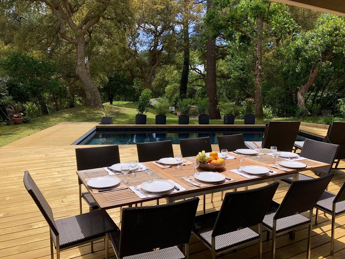 Villa Malauric overview 1