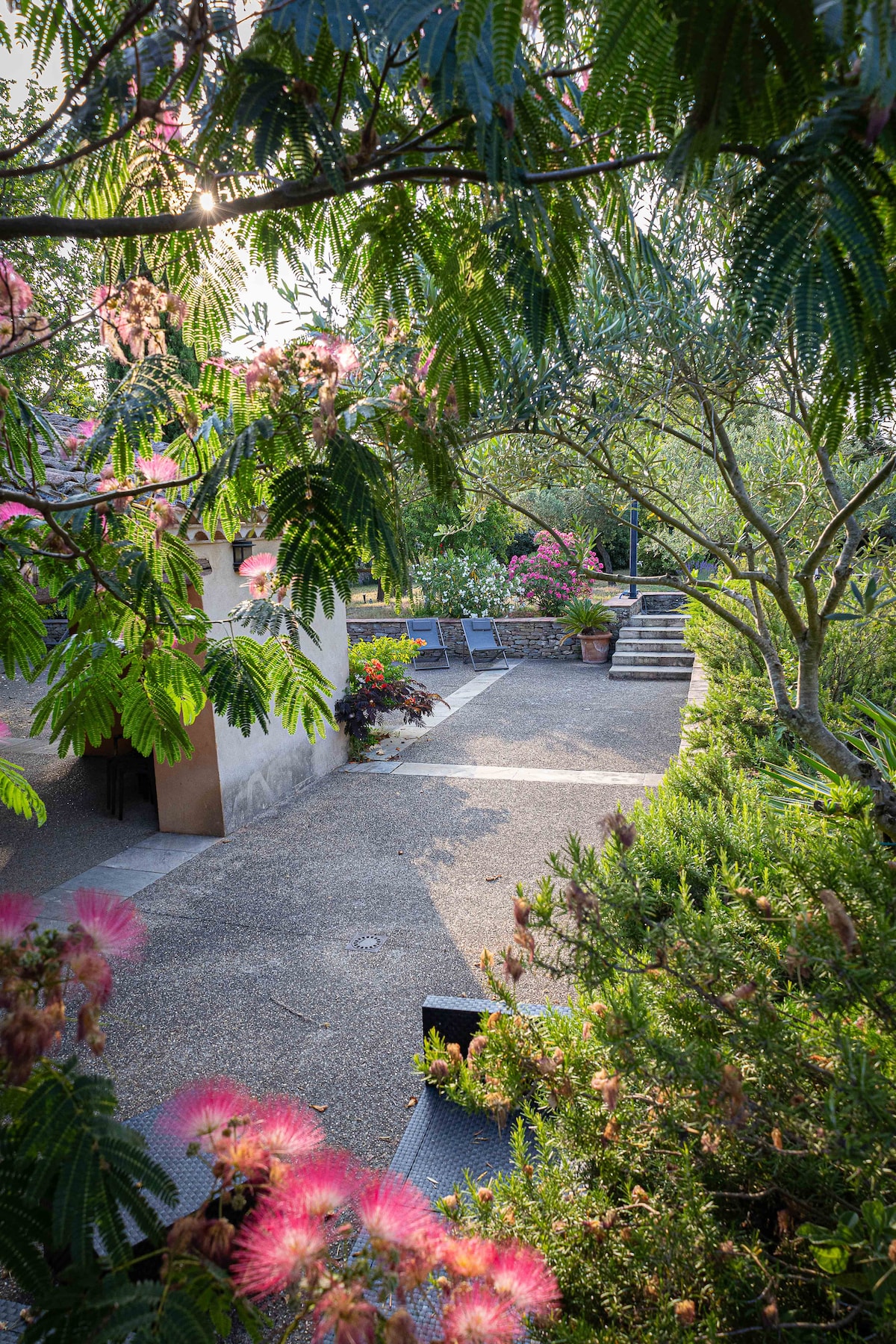 Maison Cantalauze overview 1