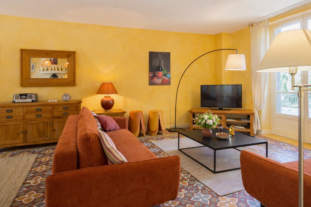 Maison Cantalauze overview 3