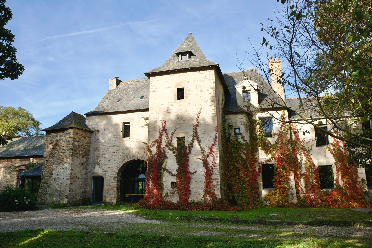 Manoir de Keranroux overview 3