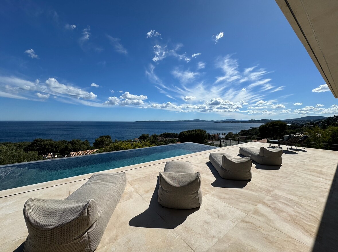 Villa Pérouse overview 3