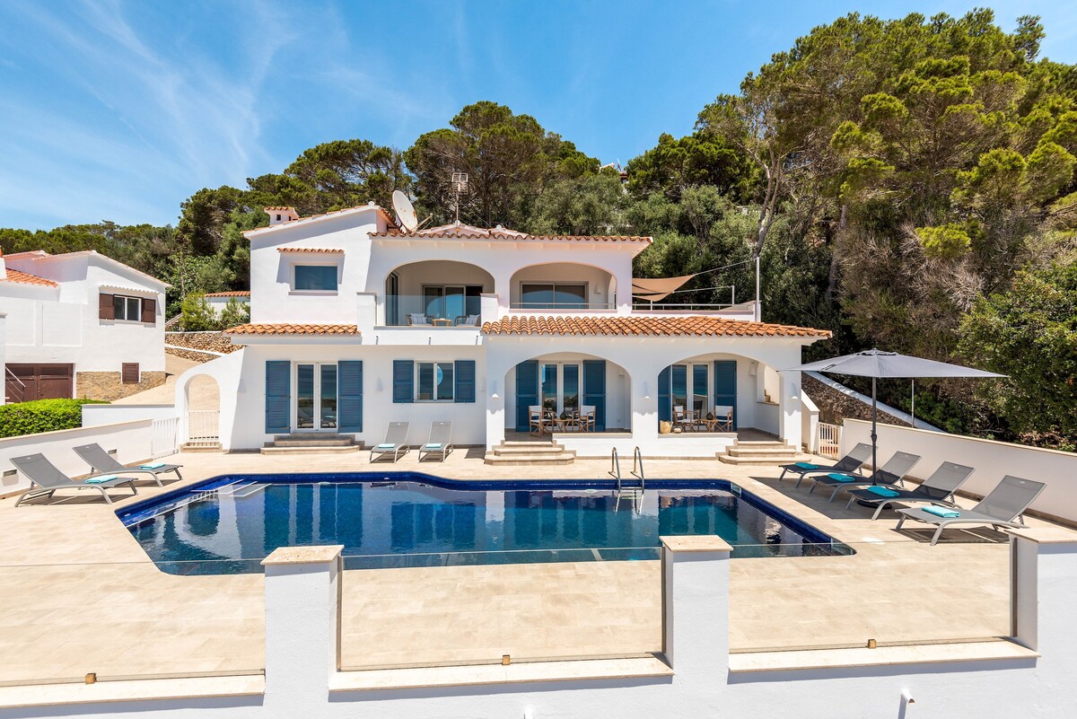Villa Cala Galdana overview 1