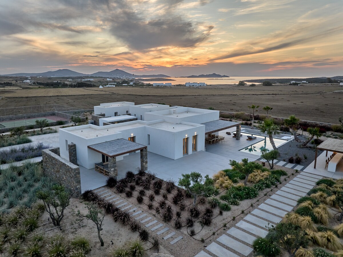 Villa Rhodon overview 1