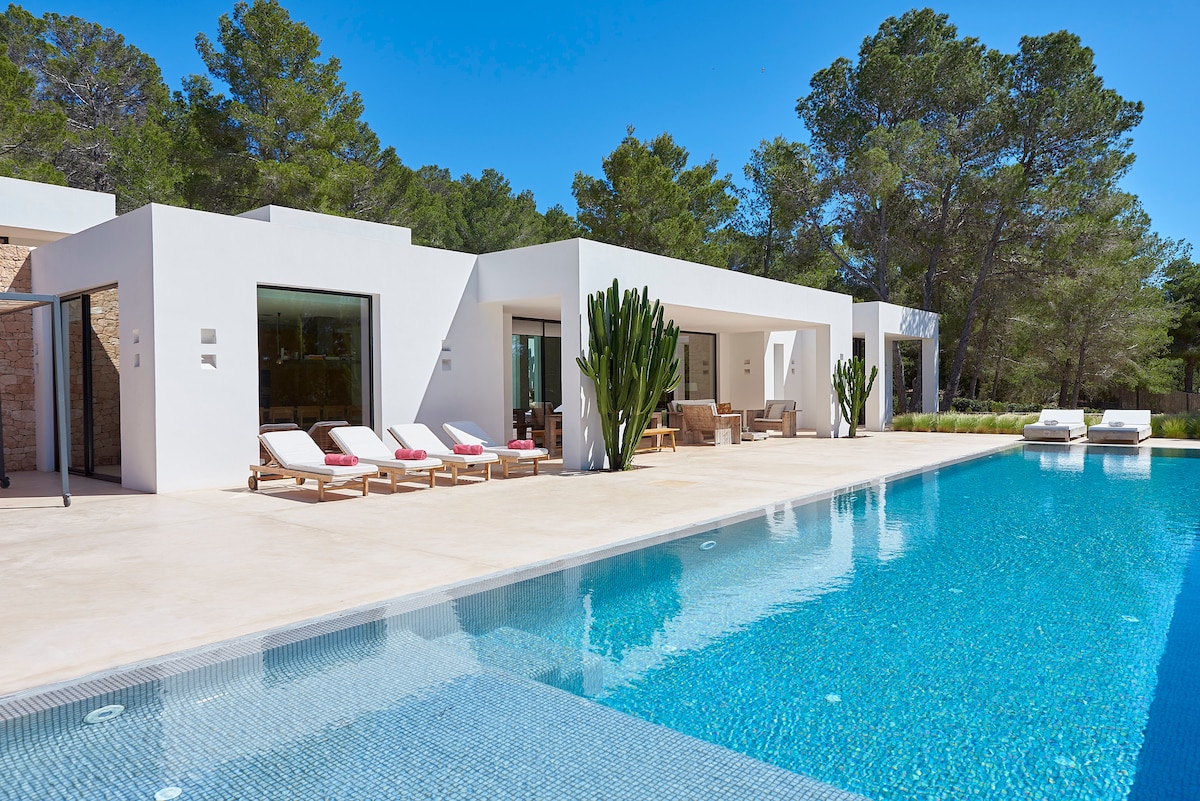 Villa San Lorenzo overview 2