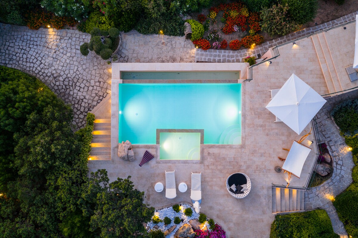 Villa Tavolara overview 2