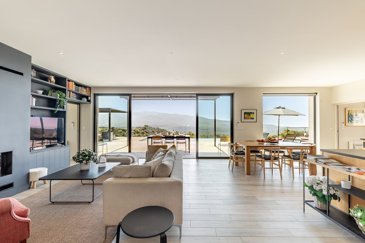 Villa Mirage 2