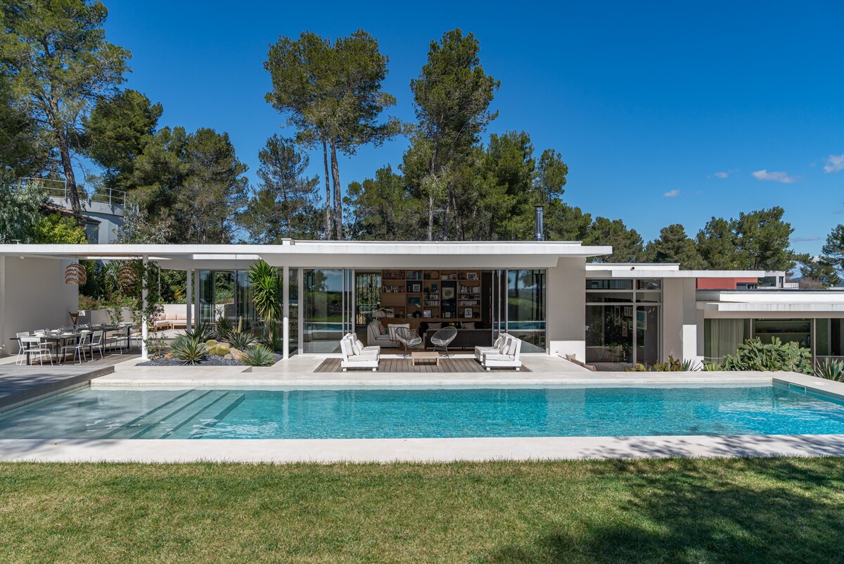 Villa Cannelle overview 2