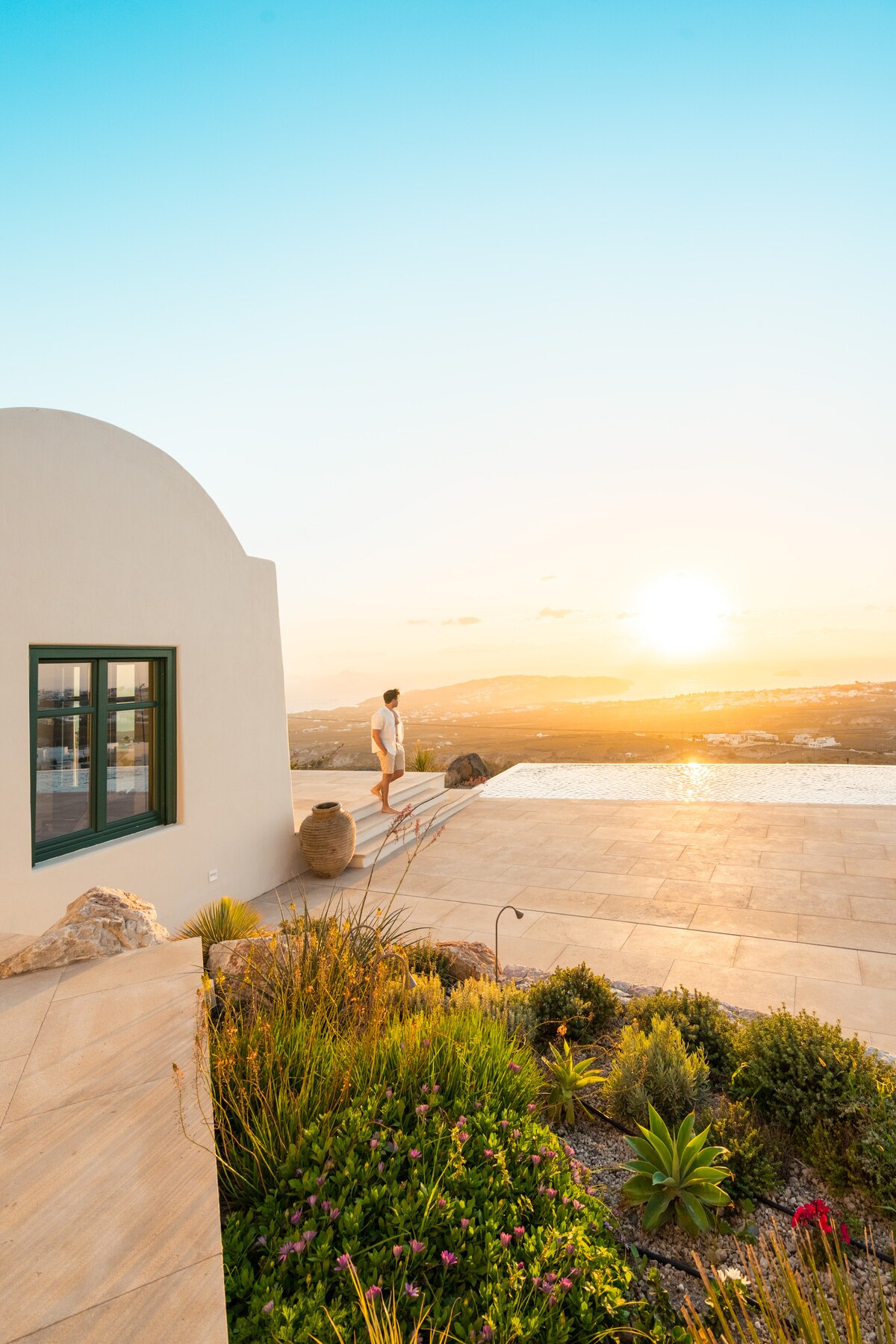 Villa Caldera overview 1