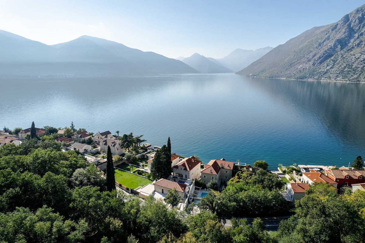 Villa Sveti overview 2