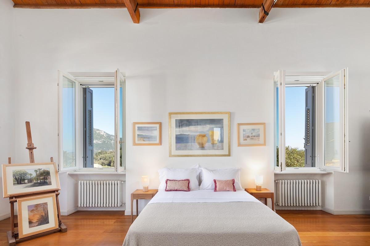 Villa Claudia overview 2