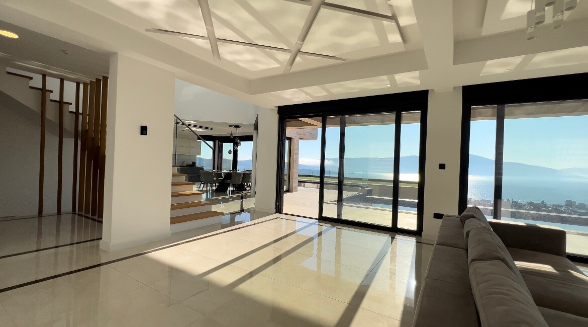 Villa Adria overview 1
