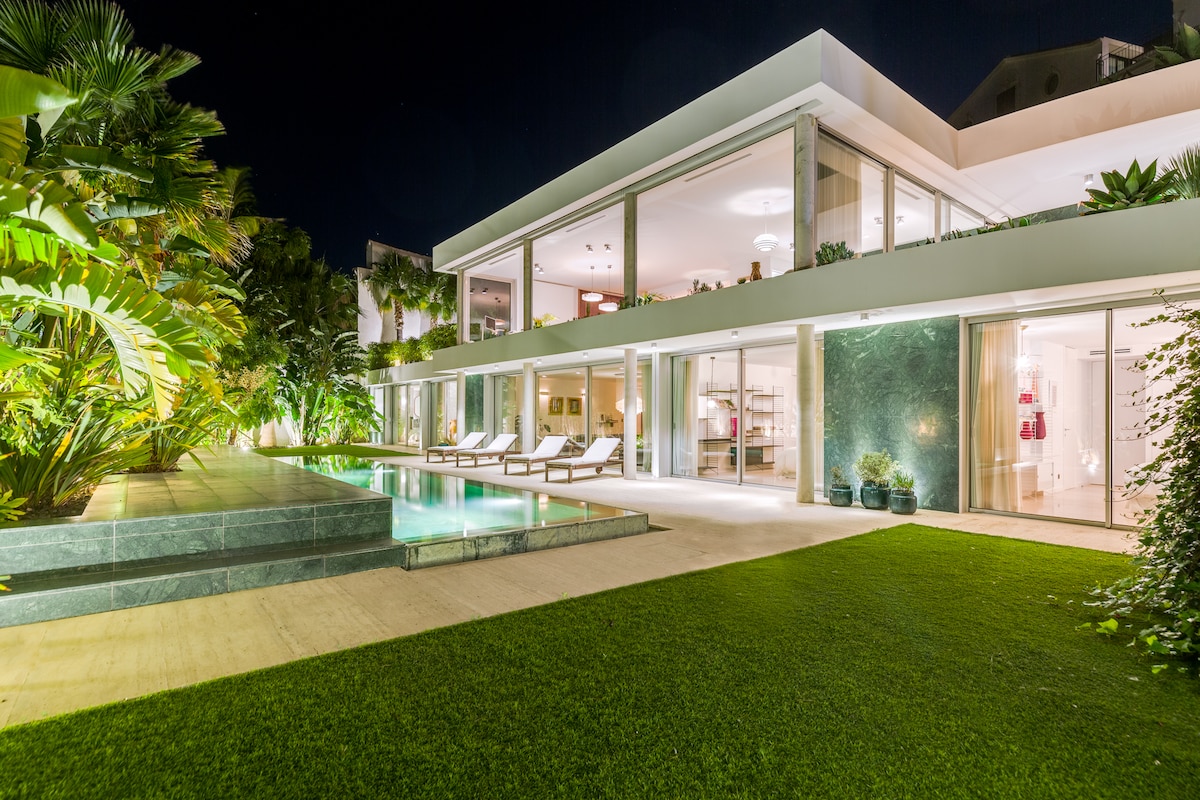 Villa La Corniche overview 3