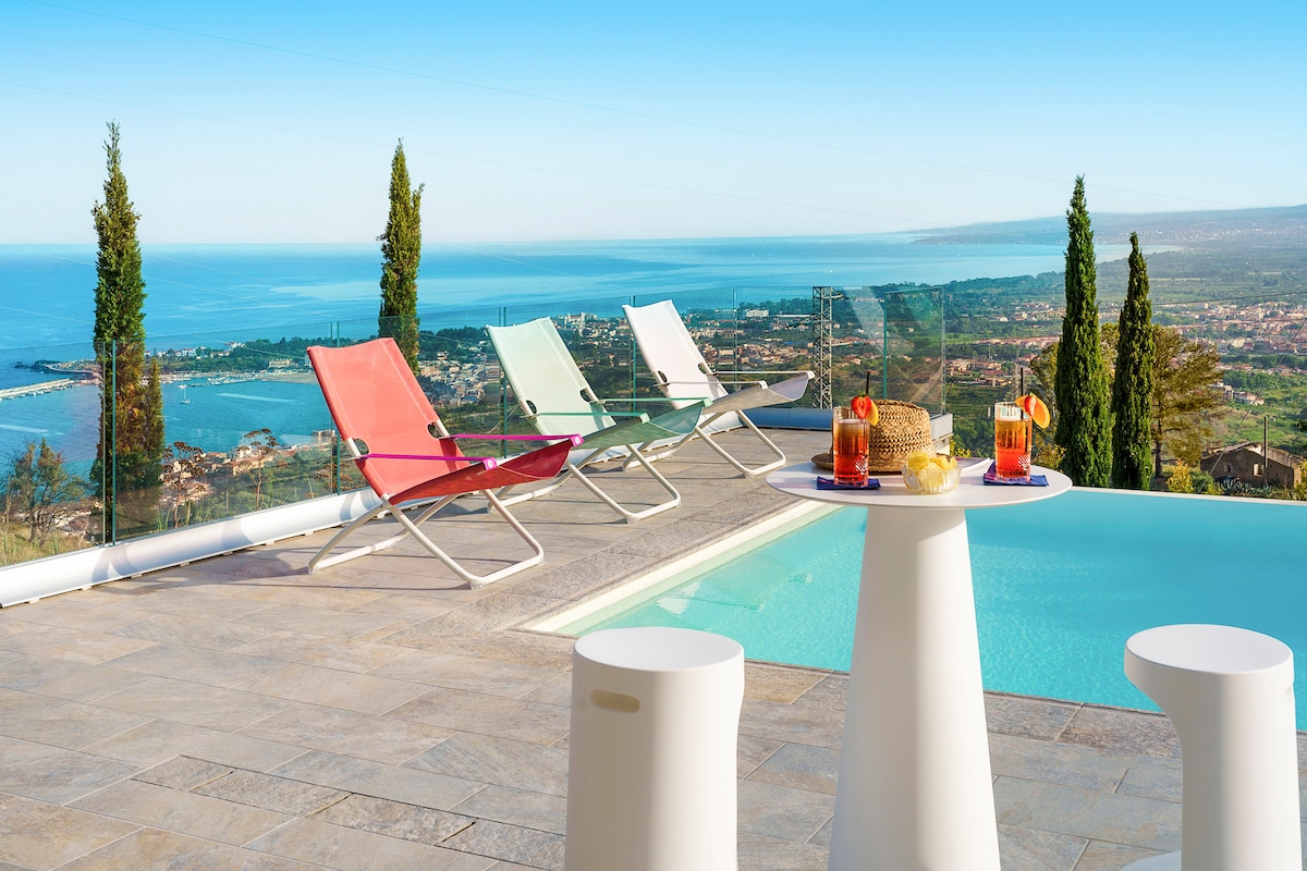 Villa Tonnara overview 3