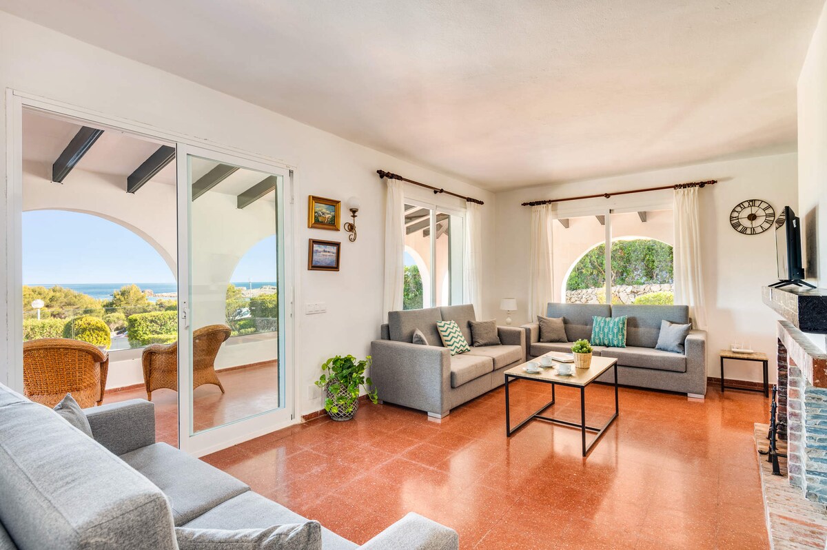 Villa Cala Turqueta overview 2