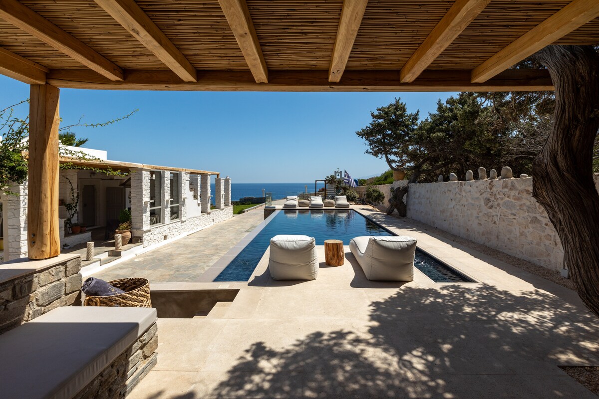 Villa Lefkes overview 3