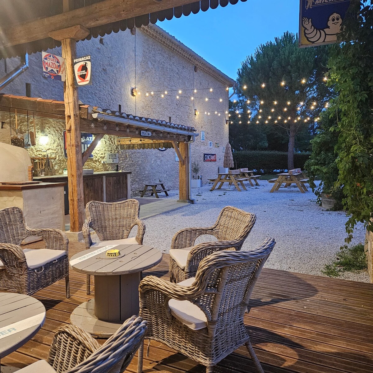 Domaine des Trois Maisons 3