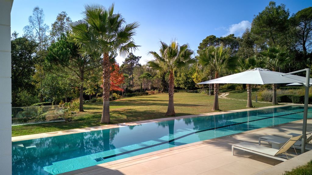 Sale Contemporary house Mougins 17 Rooms 1124 m² 2