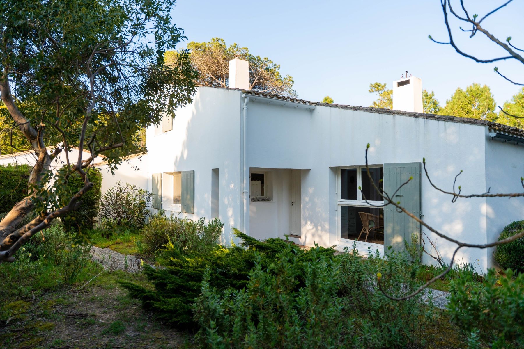 Villa Trousse-Chemise 3