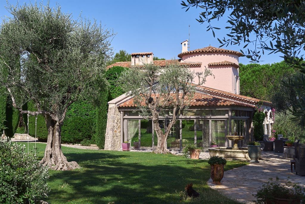 Sale Mansion Mougins 20 Rooms 1500 m² overview 3