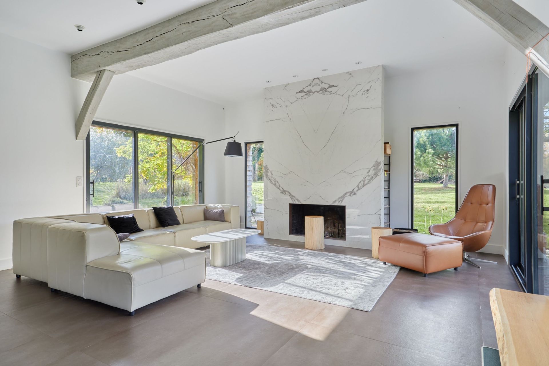 Sale Luxury house Ouilly-du-Houley 6 Rooms 265 m² overview 2